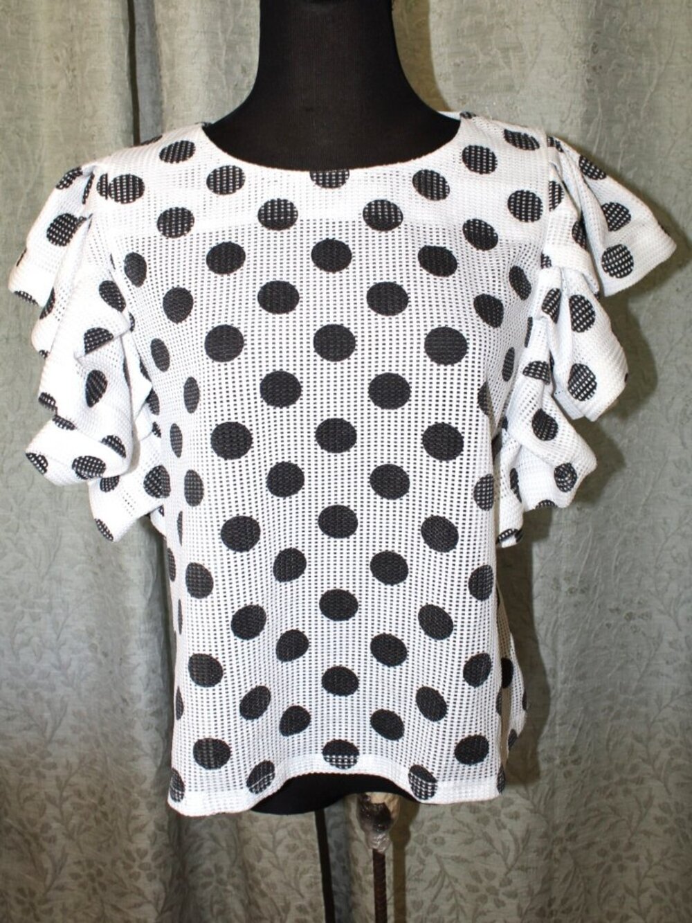 Gracia Black & White Polka Dot Blouse sheer Top Sz. Large Tiered Ruffle Sleeves